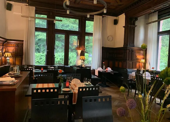 Отель Junghans 3*