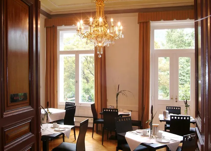 Отель Junghans 3*